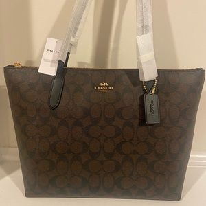 NWT Coach Signature Zip Top Tote Brown / Black